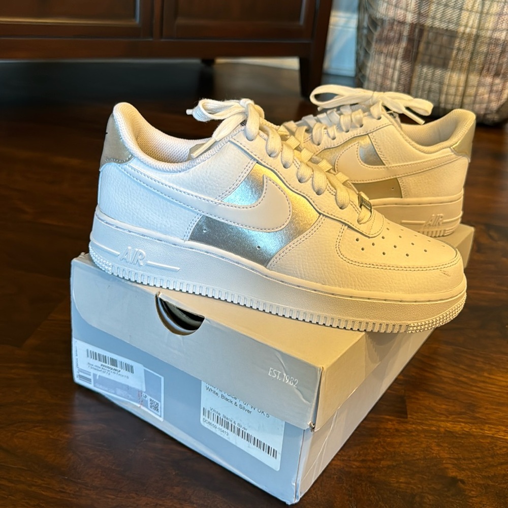 Nike women’s Air Force 1’s! Brand new, never worn, size 7.5